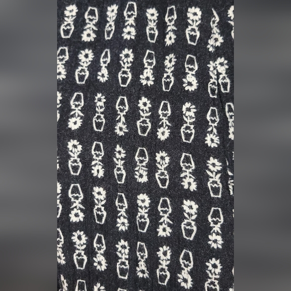 Vintage flower-pot designed wild pants from Impression of California. - Picture 2 of 7